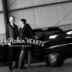 Pea Pickin' Hearts, Laughing