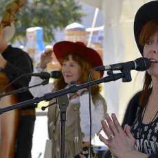 BACK in the Saddle at the Booth 'Gallopin' GWEN and 'Frenchy'