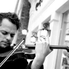 Rob Has a Range of Styles