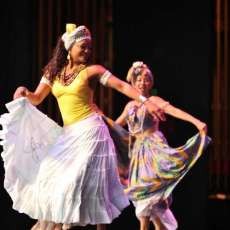 Ologunde at the Mann Music Center