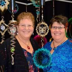 Artists - Marla & Ruth Olsen