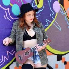 Artist/Performer (Belle Rousse )