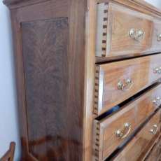 Chest of Drawers2