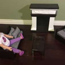 18 Doll Living Room Set