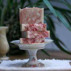 Black Raspberry Vanilla Soap