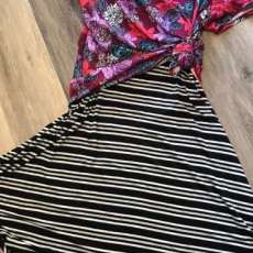Lularoe 2xl Classic T, XL Carly Dress