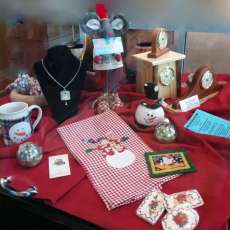 Dan Schlosser, Woodworking; Karen Semmel, Decorative Items