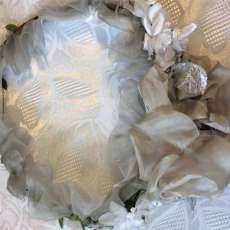 Brides' Crown Wreath