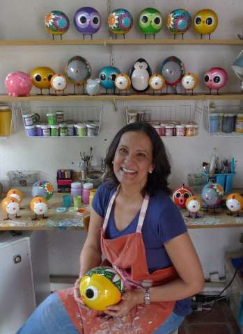 Mele in Her Shop