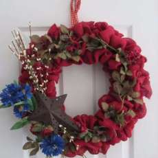 Red Burlap Wreath