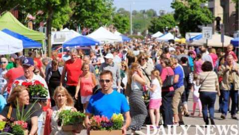 Downtown West Bend Farmers Market - July