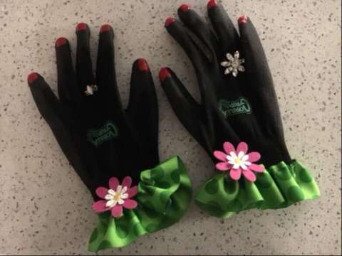 Fancy Garden Gloves