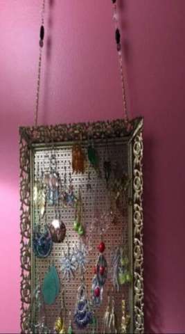 Framed Earring Holder