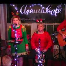 An Acoustic Christmas