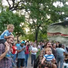 Wrex Thrilling a Crowd!