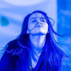 Hannah Kirby Performing