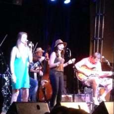 Singing With Vince Gill