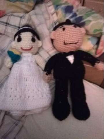 Crochet Bride N Groom (Can Be Made As Prince N Princess)