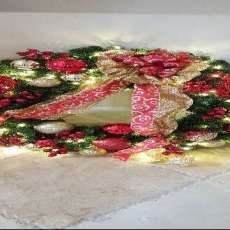 36 Custom Wreath Golds and Reds