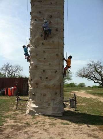 3 Station 24ft Tall Rock Wall