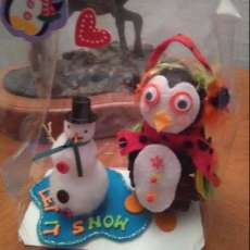 Christmas Greeting Penguin Pinecone With Snowman
