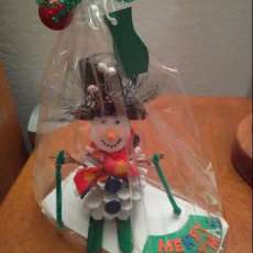 Skiing Snowman Pinecone