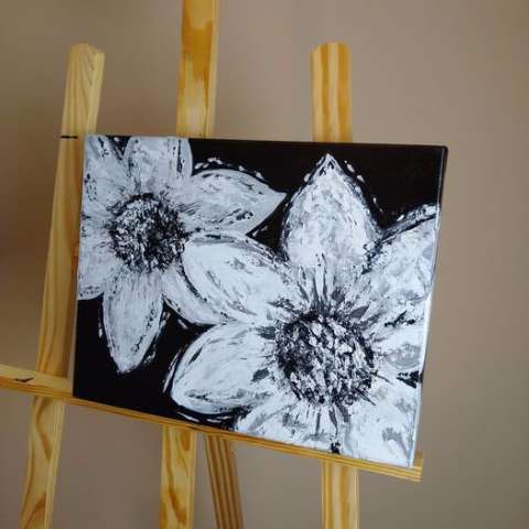 Gallery Canvas Black and White Blooms