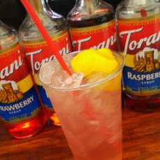 Fresh Hand Squeezed Lemonade