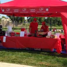 Raclettecorner Getting Ready For the Crowd