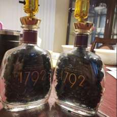 1792 Night Stand Set W/Black Beads