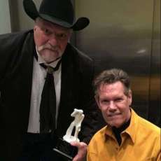 Two Great Voices of Country Music