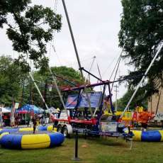 V5 Ultimate Bungee Trampoline Rentals