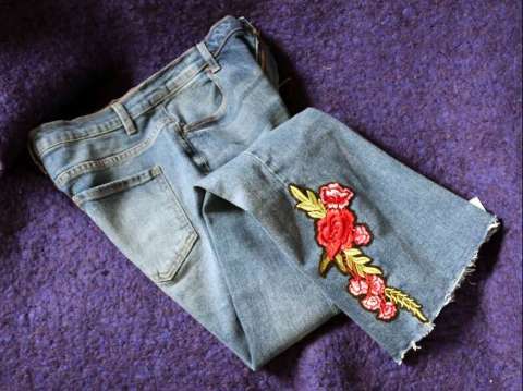Rose Embellished Jeans