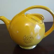 Hall Pottery Vintage Teapot