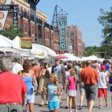 Downtown Fargo Street Fair - Street
