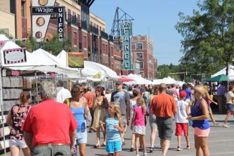 Downtown Fargo Street Fair - Street