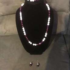 Beautiful Garnet and White Gemstone Necklace Set