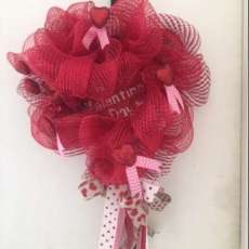 Heart Shaped Deco Mesh Valentines Day Wreath