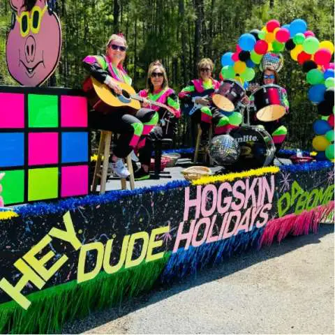 Hogskin Holidays Parade Entry 2024