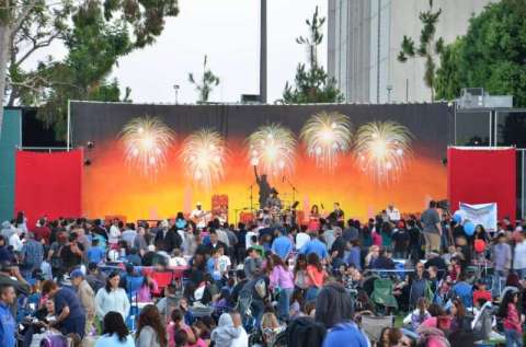 Liquid Blue at 4th of July Concert in Los Angeles CA