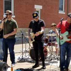 Whiskey Straight in Jefferson City, MO