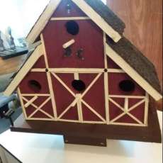 Barn Birdhouse