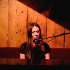 Gina Brooklyn - Rockwood -Piano