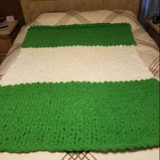 Lime and Cream Throw