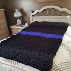 Thin Blue Line Throw