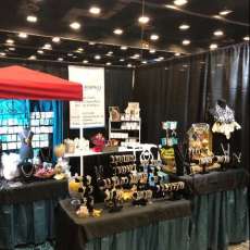 Fran Riddell Renaissance Collection Booth Image