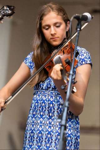 Hannah - Award-Winning Fiddler, Vocals