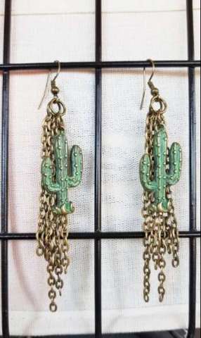 Cactus & Chain Earrings