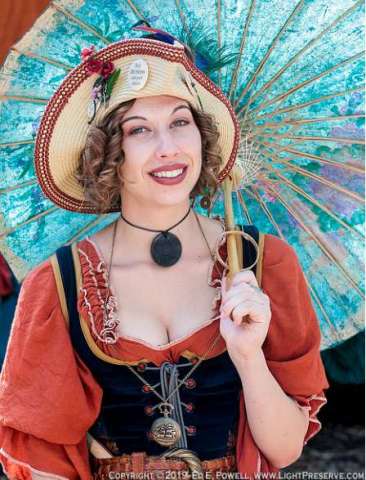One of Many Beautiful Ladies at the Faire.