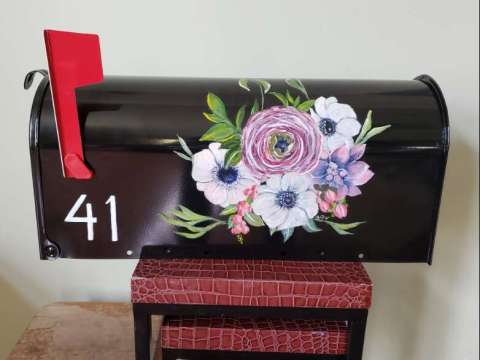 Floral Mail Box